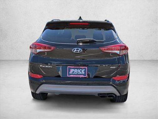 Black Noir Pearl 2018 Hyundai TUCSON Value