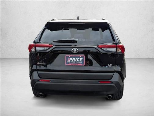 2025 Toyota RAV4 Hybrid LE