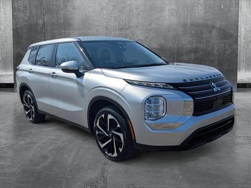 2022 Mitsubishi Outlander ES 2.5 S-AWC