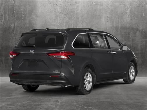 2025 Toyota Sienna XLE 7 Passenger