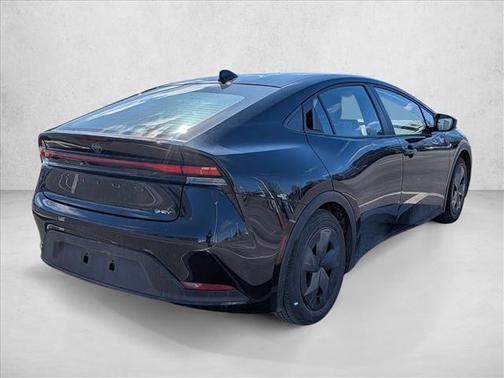 2025 Toyota Prius LE