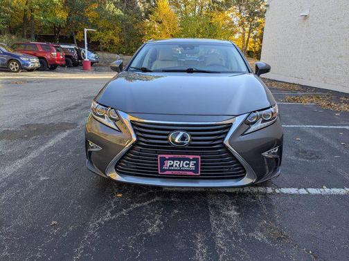 2017 Lexus ES 350 Base