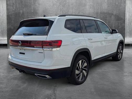 2024 Volkswagen Atlas 2.0T SE w/Technology 4MOTION