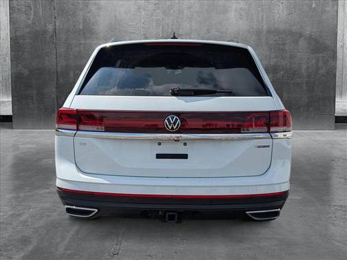 2024 Volkswagen Atlas 2.0T SE w/Technology 4MOTION