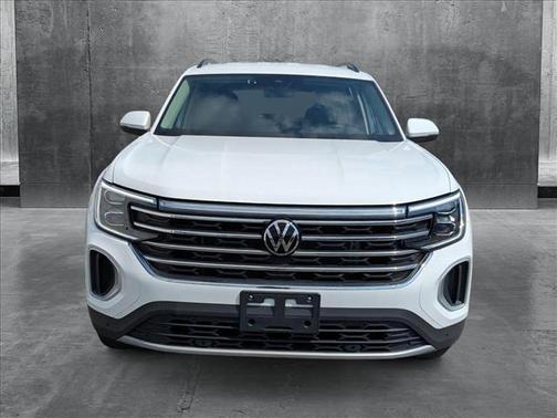 2024 Volkswagen Atlas 2.0T SE w/Technology 4MOTION