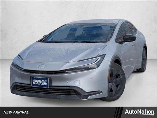2025 Toyota Prius LE