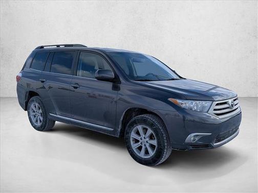 2011 Toyota Highlander SE