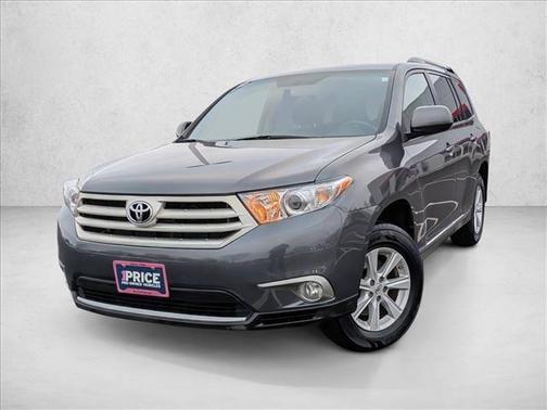 2011 Toyota Highlander SE