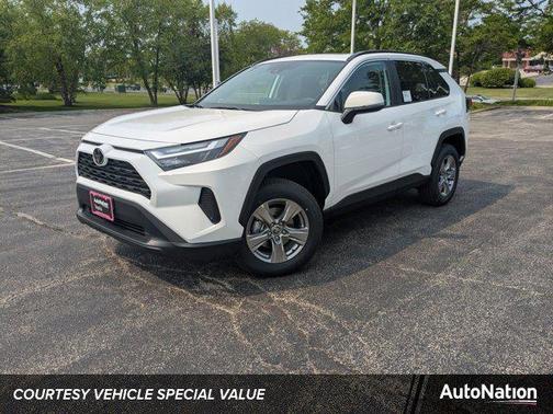 2025 Toyota RAV4 XLE