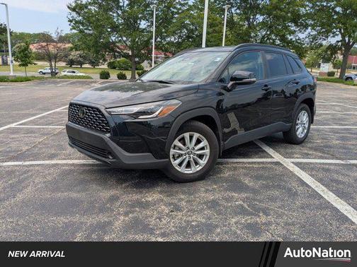 2024 Toyota Corolla Cross LE