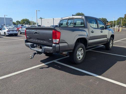 2016 Toyota Tacoma SR