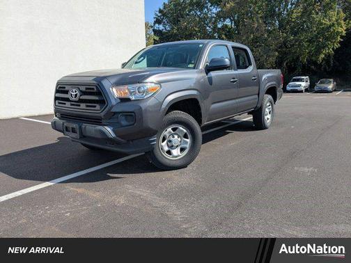 2016 Toyota Tacoma SR