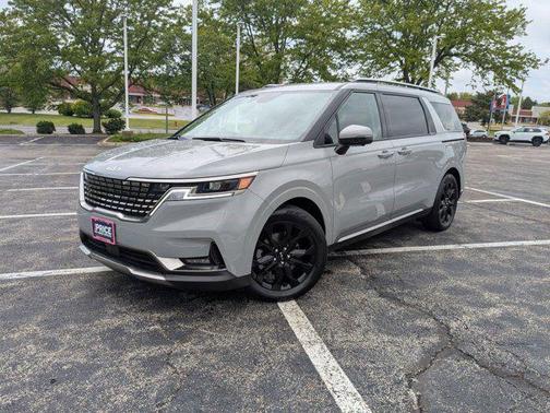 2024 Kia Carnival SX
