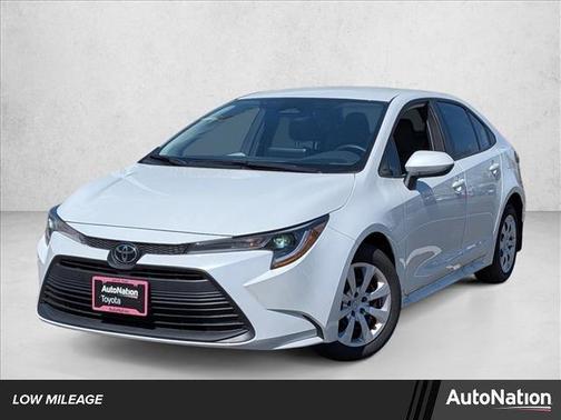 Wind Chill Pearl 2026 Toyota Corolla LE