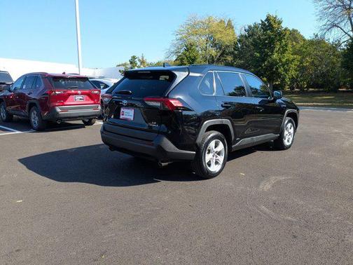 2019 Toyota RAV4 Hybrid LE