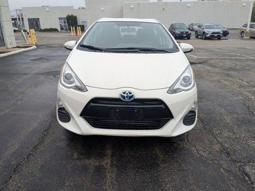 2016 Toyota Prius c Two