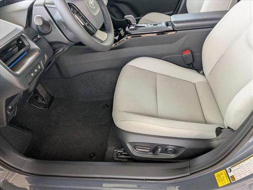 2025 Toyota Prius XLE