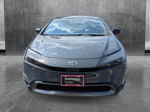 2025 Toyota Prius XLE