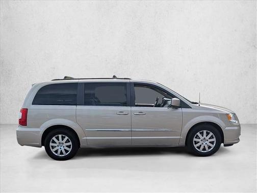 Cashmere/Sandstone Pearlcoat 2016 Chrysler Town & Country Touring