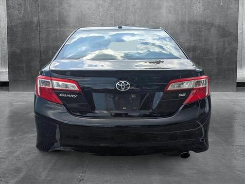 2014 Toyota Camry SE Sport