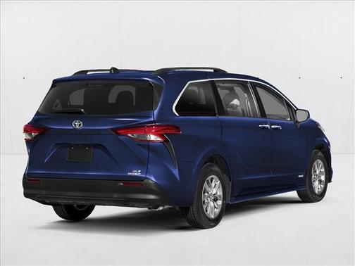 2025 Toyota Sienna XLE 7 Passenger