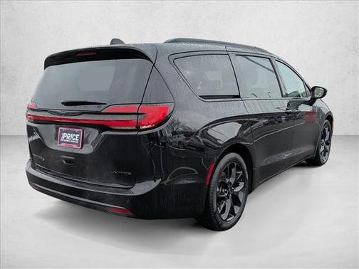 2025 Chrysler Pacifica Limited