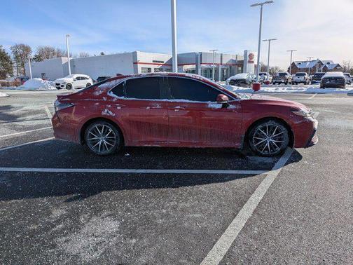 2021 Toyota Camry SE