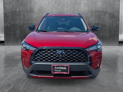 2025 Toyota Corolla Cross LE