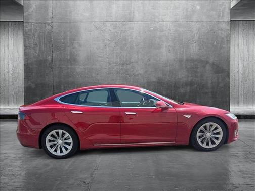 2016 Tesla Model S 75D