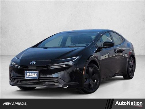 2025 Toyota Prius LE