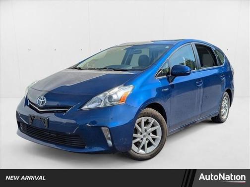 2013 Toyota Prius v Three