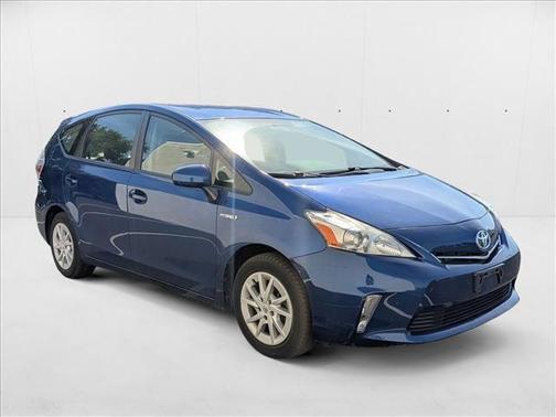 2013 Toyota Prius v Three