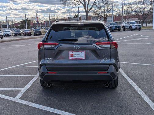 2025 Toyota RAV4 Hybrid LE