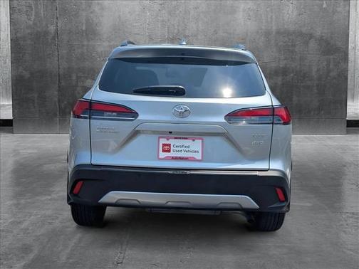 2024 Toyota Corolla Cross XLE