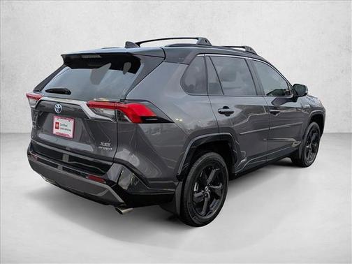 2021 Toyota RAV4 Hybrid SE