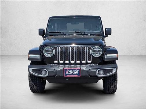 Black Clearcoat 2021 Jeep Wrangler Unlimited Sahara