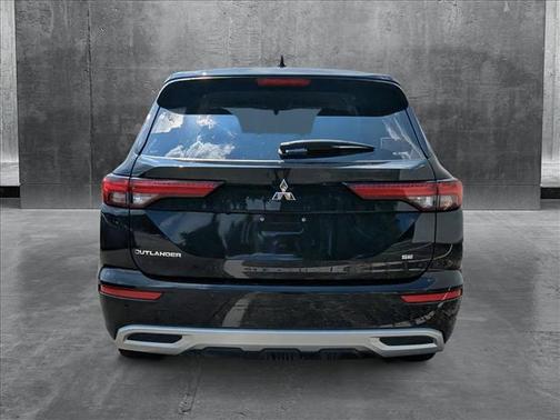 2023 Mitsubishi Outlander SE 2.5 S-AWC