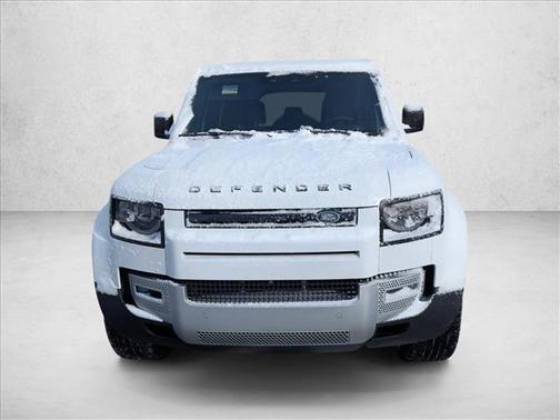 2025 Land Rover Defender 110 P300