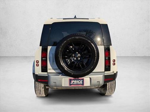 2025 Land Rover Defender 110 P300