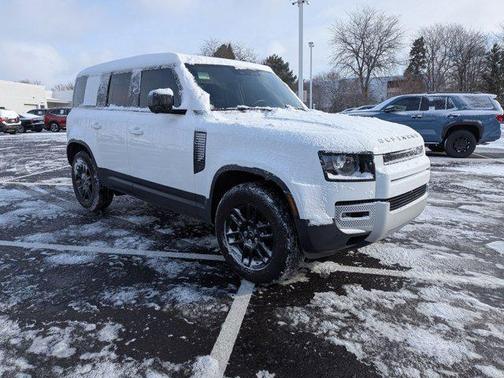 2025 Land Rover Defender 110 P300