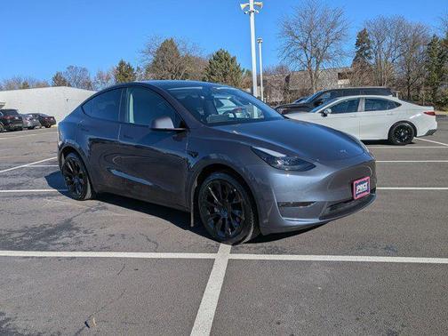 2023 Tesla Model Y Long Range Dual Motor All-Wheel Drive