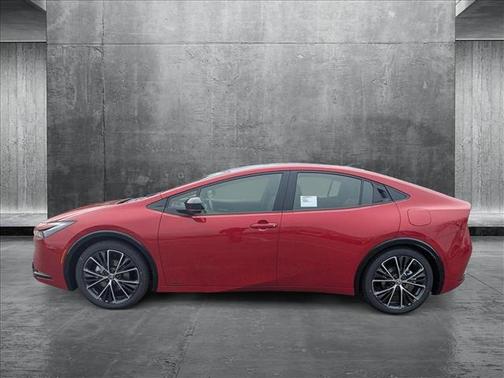 2025 Toyota Prius XLE