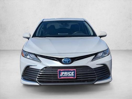 2023 Toyota Camry Hybrid XLE