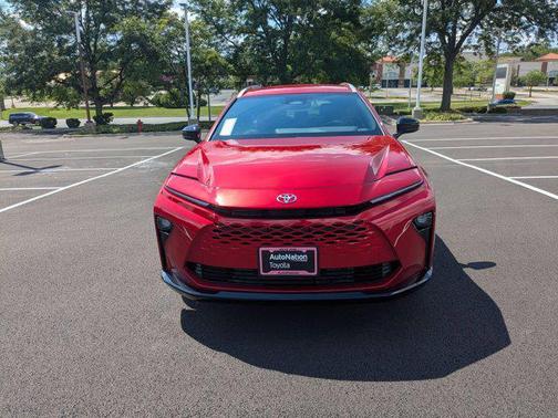 2025 Toyota Crown Signia XLE