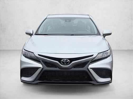 Celestial Silver Metallic 2024 Toyota Camry SE