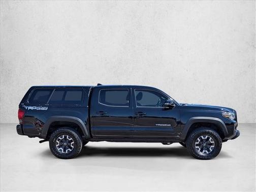 Midnight Black Metallic 2018 Toyota Tacoma TRD Off Road