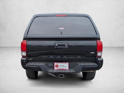 Midnight Black Metallic 2018 Toyota Tacoma TRD Off Road