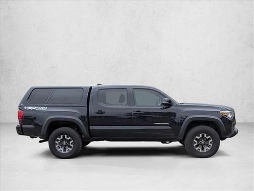 Midnight Black Metallic 2018 Toyota Tacoma TRD Off Road