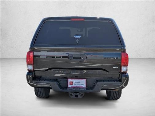 Midnight Black Metallic 2018 Toyota Tacoma TRD Off Road