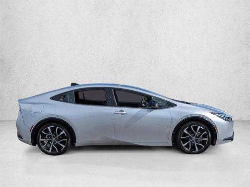 Cutting Edge 2026 Toyota Prius Plug-In Hybrid XSE Premium